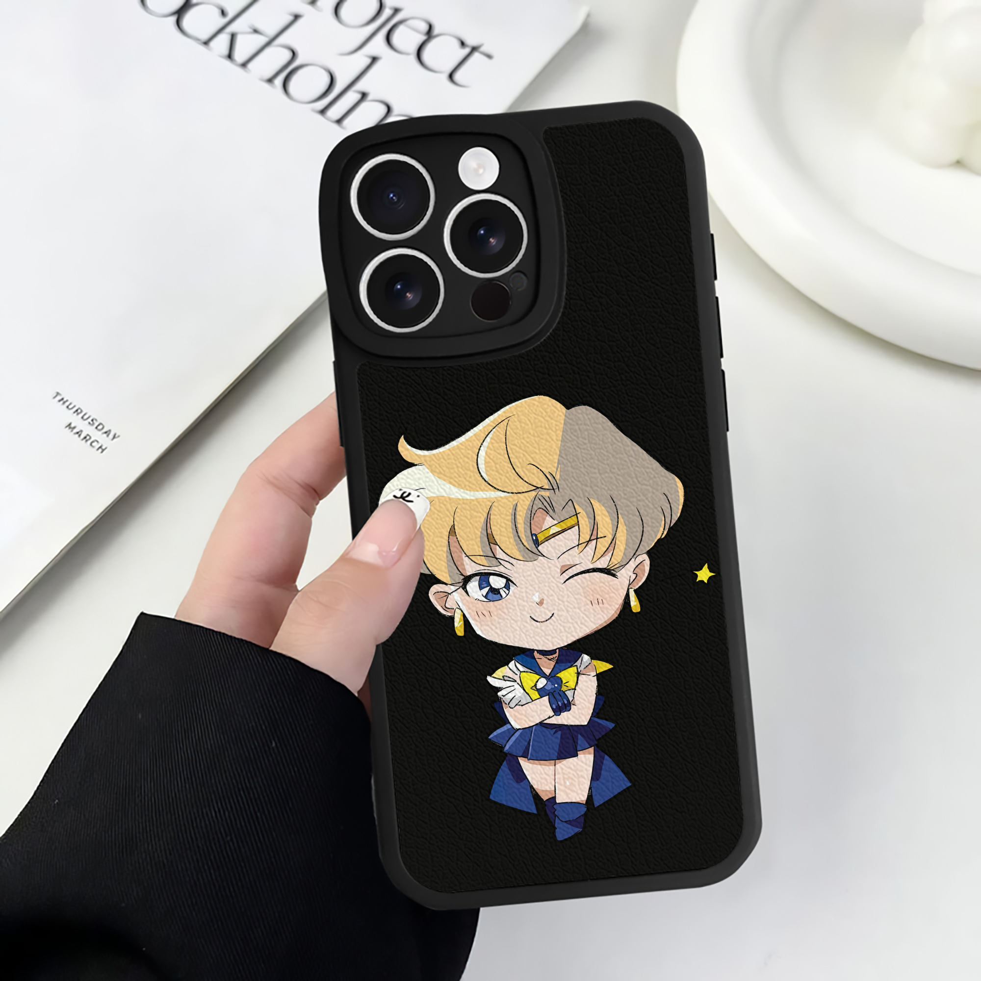 （画像用） 美少女戦士セーラームーン 天王はるか Sailor Moon Tenoh Haruka 【iPhone 16シリーズ対応】シリコンスマホケース（レザー調） 材質：シリコン